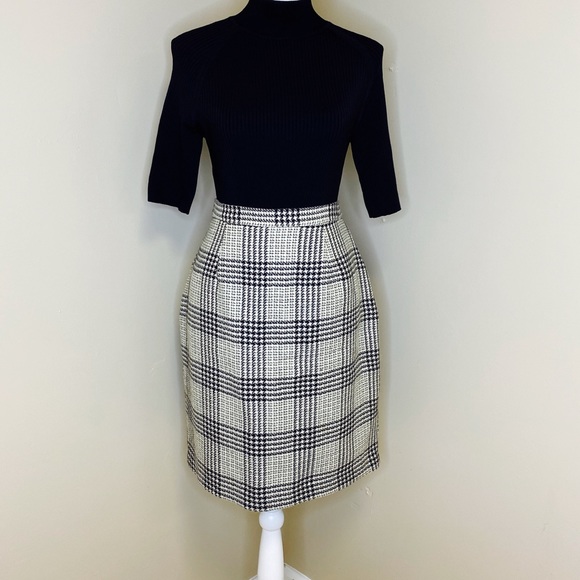 Vintage Vantana Italy Houndstooth Plaid Skirt - Picture 2 of 6